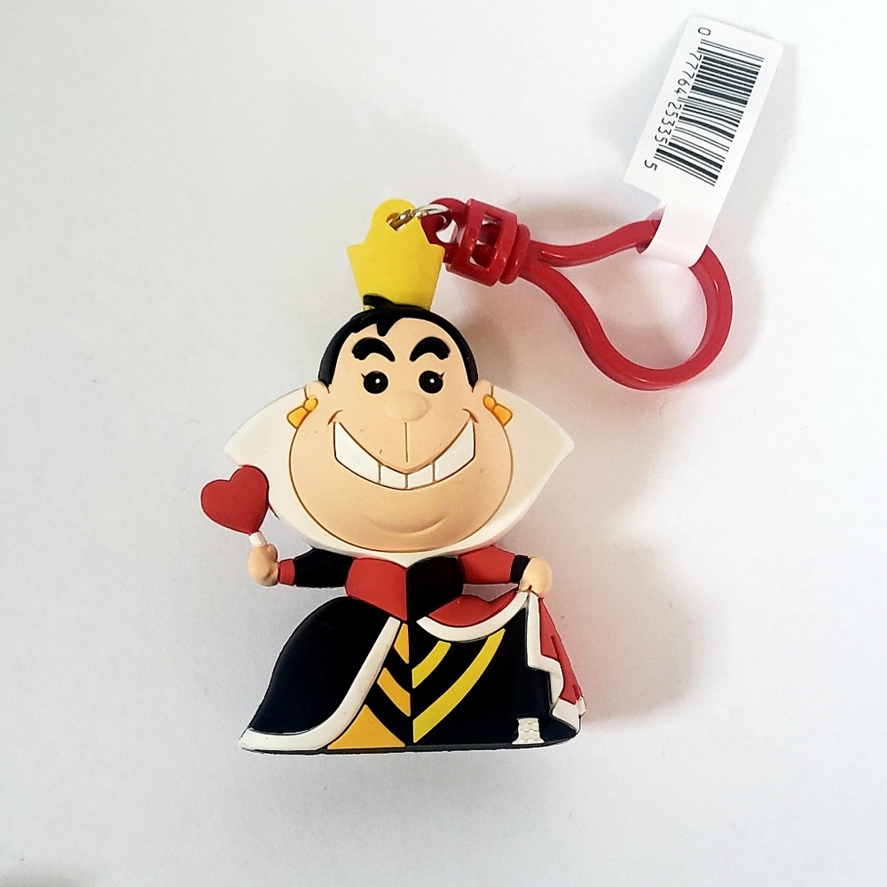 Sold! NWT Disney Alice in Wonderland Queen of Hearts Bag Clip